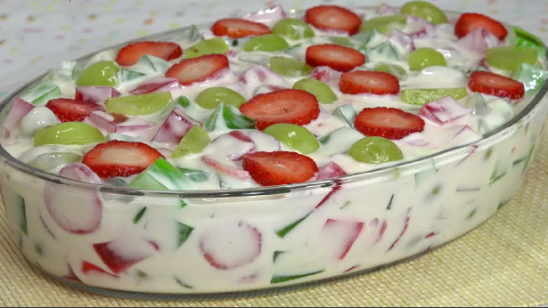 Joghurt-Obst-Dessert Joghurt Obst Dessert