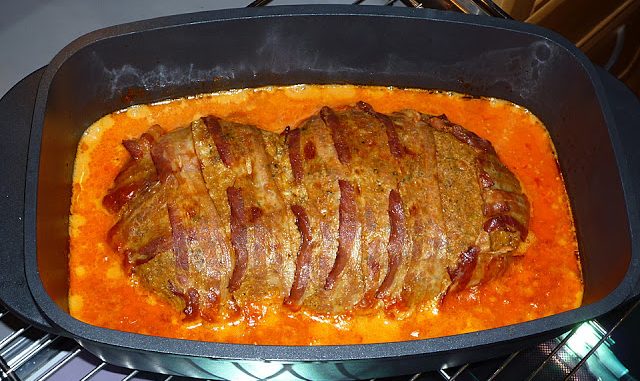 Paprika-Feta-Hackbraten aus dem Backofen Paprika-Feta-Hackbraten aus dem Backofen