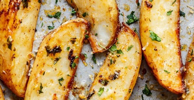 Knusprige-Knoblauch-Kartoffeln
