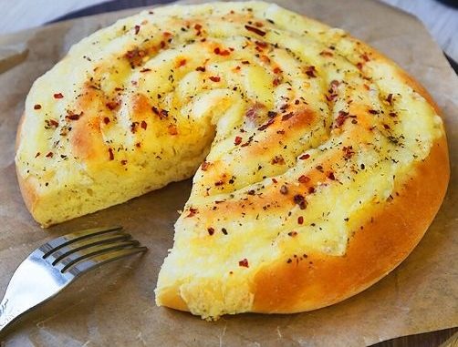 Mozzarella-Brot-–-so-gehts-Schritt-fur-Schritt