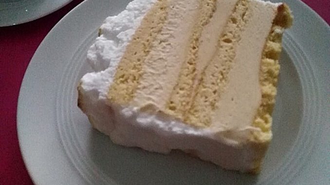 schneekoenigintorte