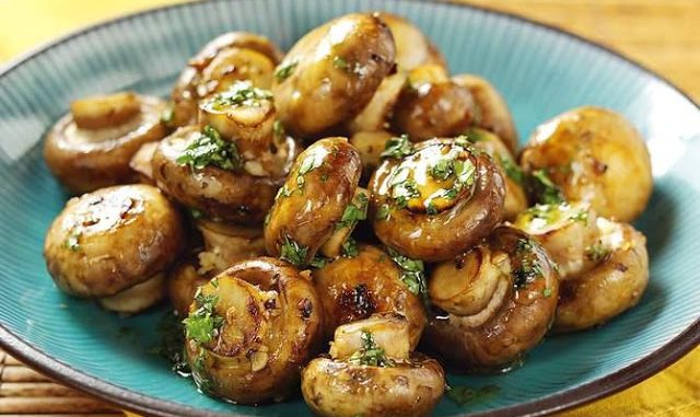 Knoblauch-Champignons