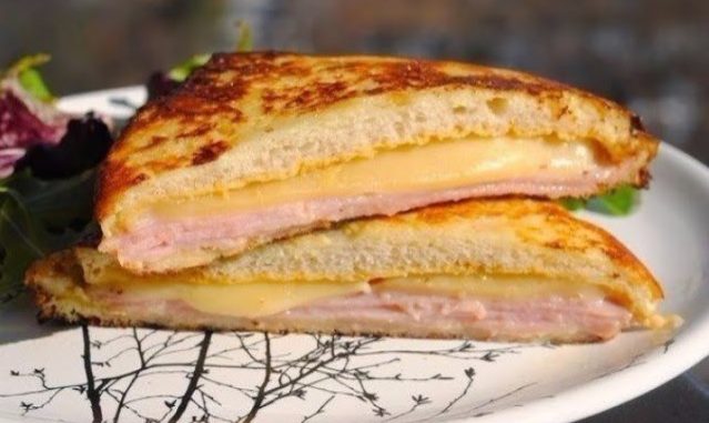 Warmes-Frühstück-„Monte-Cristo„