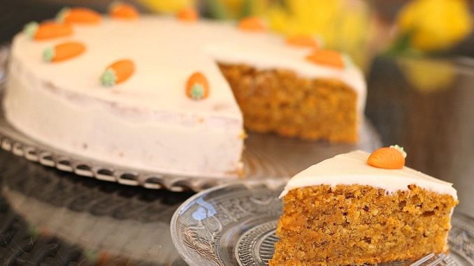 karottenkuchen-rueblikuchen-oder-moehrenkuchen