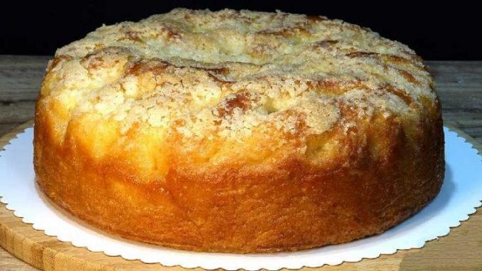 Apfel-Schmandkuchen-in-10-Minuten-bereit-fur-den-ofen-750x421